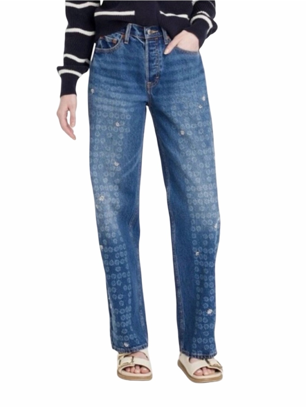Universal Thread Mid-Rise 90’s Baggy Jeans with Daisy Print